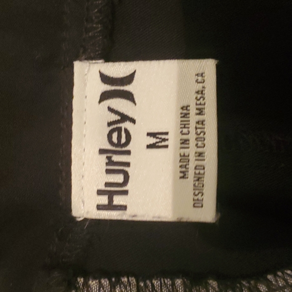 Hurley Boardshorts. Black. Size Medium. Drawstring waist. Women's - Picture 6 of 6